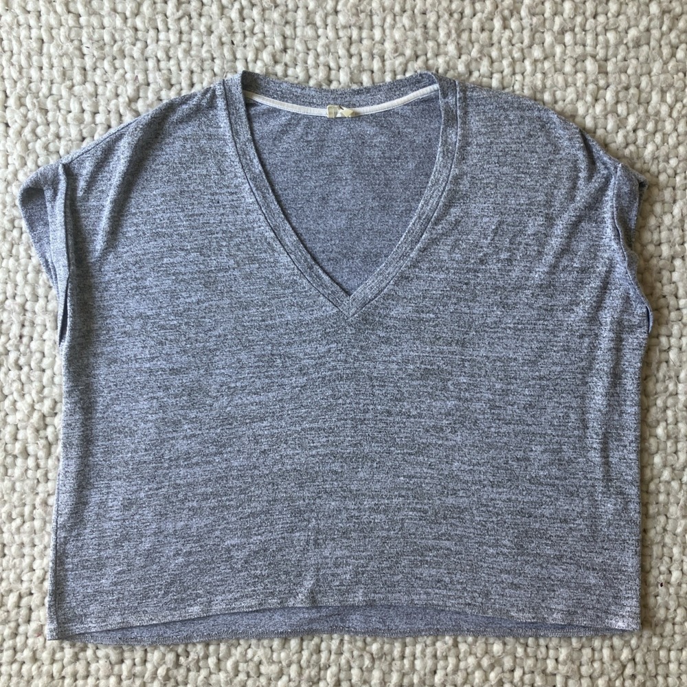 Aritzia Wilfred Free Short Sleeve Tee Small Heather Grey Casual Basic Simple